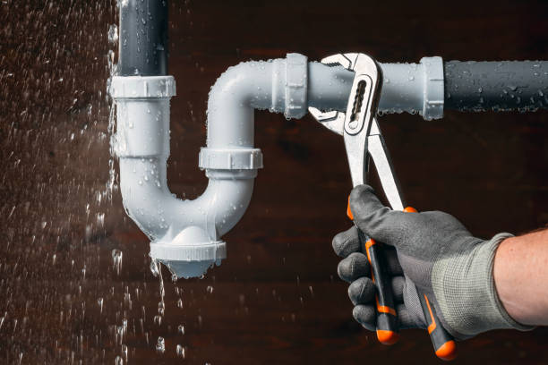 Professional Emergency Plumber technician working in Westville, OK